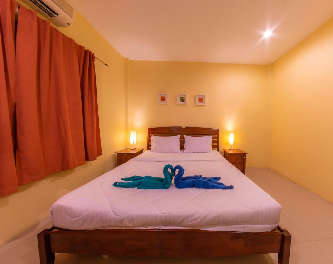 Enrico Hostel Patong Zewnętrze zdjęcie